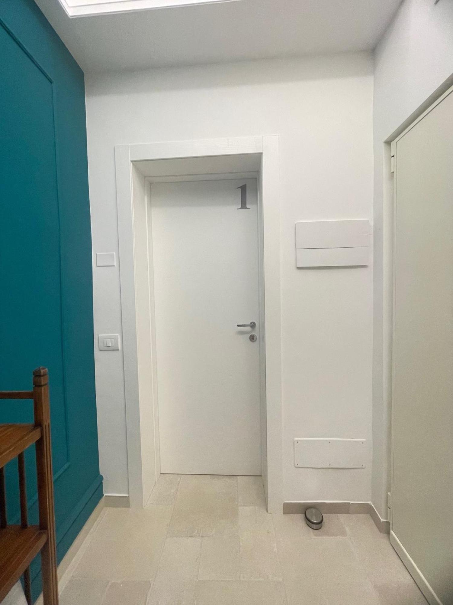 Civico 38 - Le Tre Chiavi Hotel Bari Kültér fotó