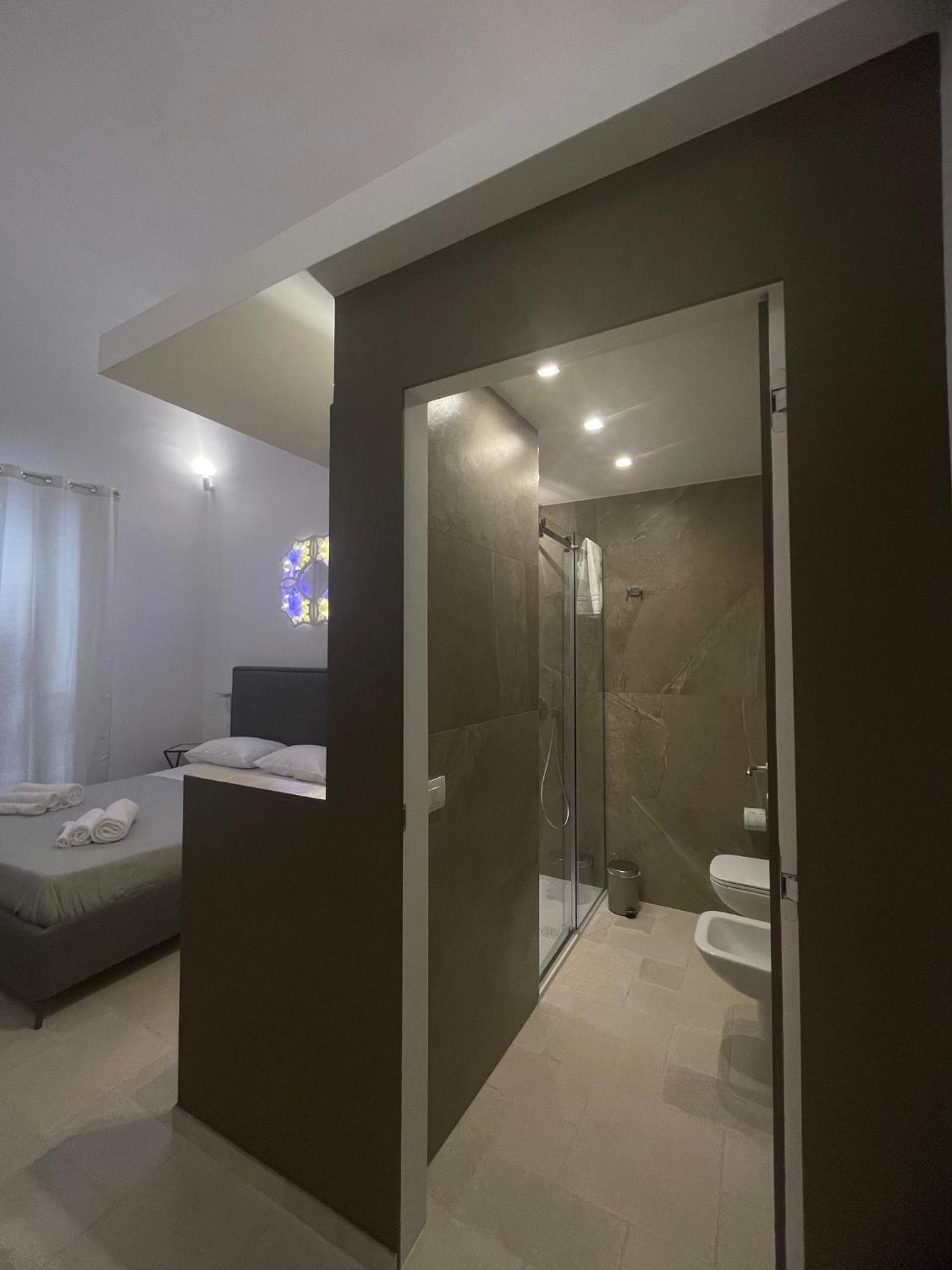 Civico 38 - Le Tre Chiavi Hotel Bari Kültér fotó